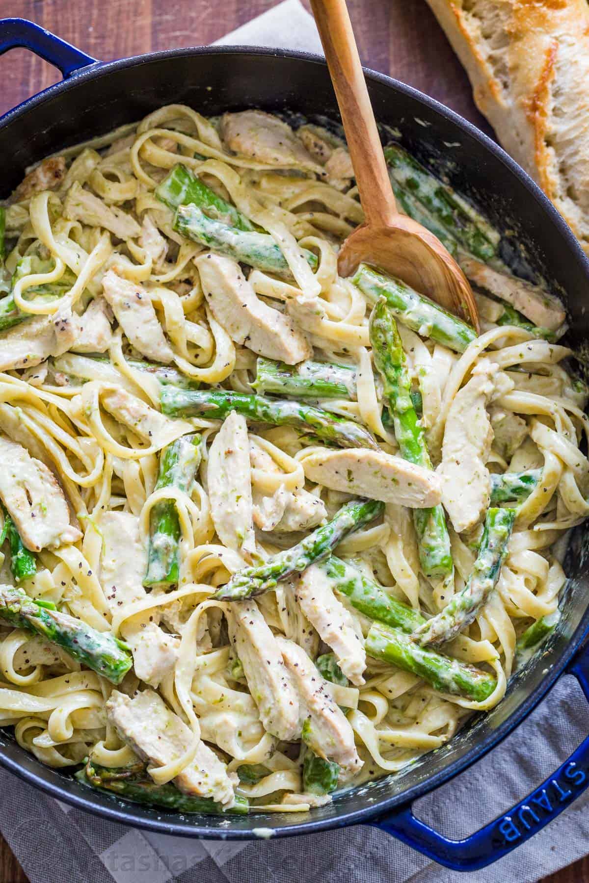 Easy Creamy Pesto Chicken Pasta Bake: Busy Weeknight Dinner